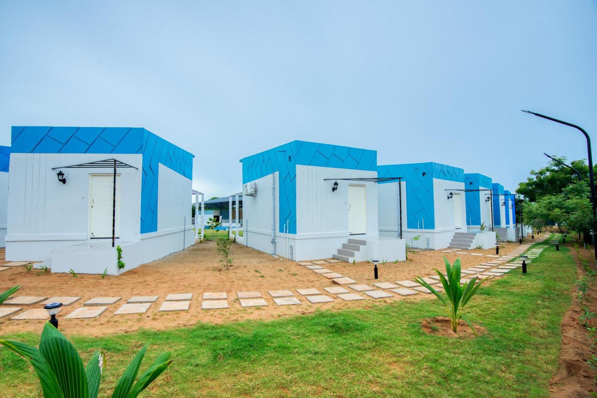 Seaborne Beach Resort Auroville Kültér fotó